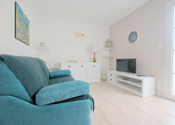 Fonctionnel Intra-muros Avec Cour Et Garage Securise - Fr-1-835-1